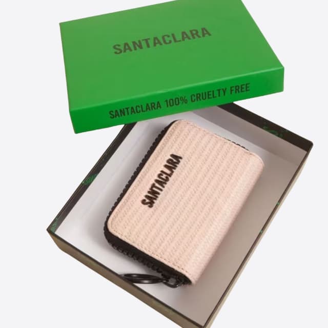 Tarjetero liviano Lucia